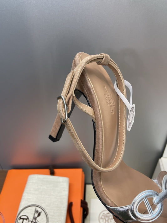HM 26ss Pig-Nose Sandals 105 Brown Suede Leather 607084