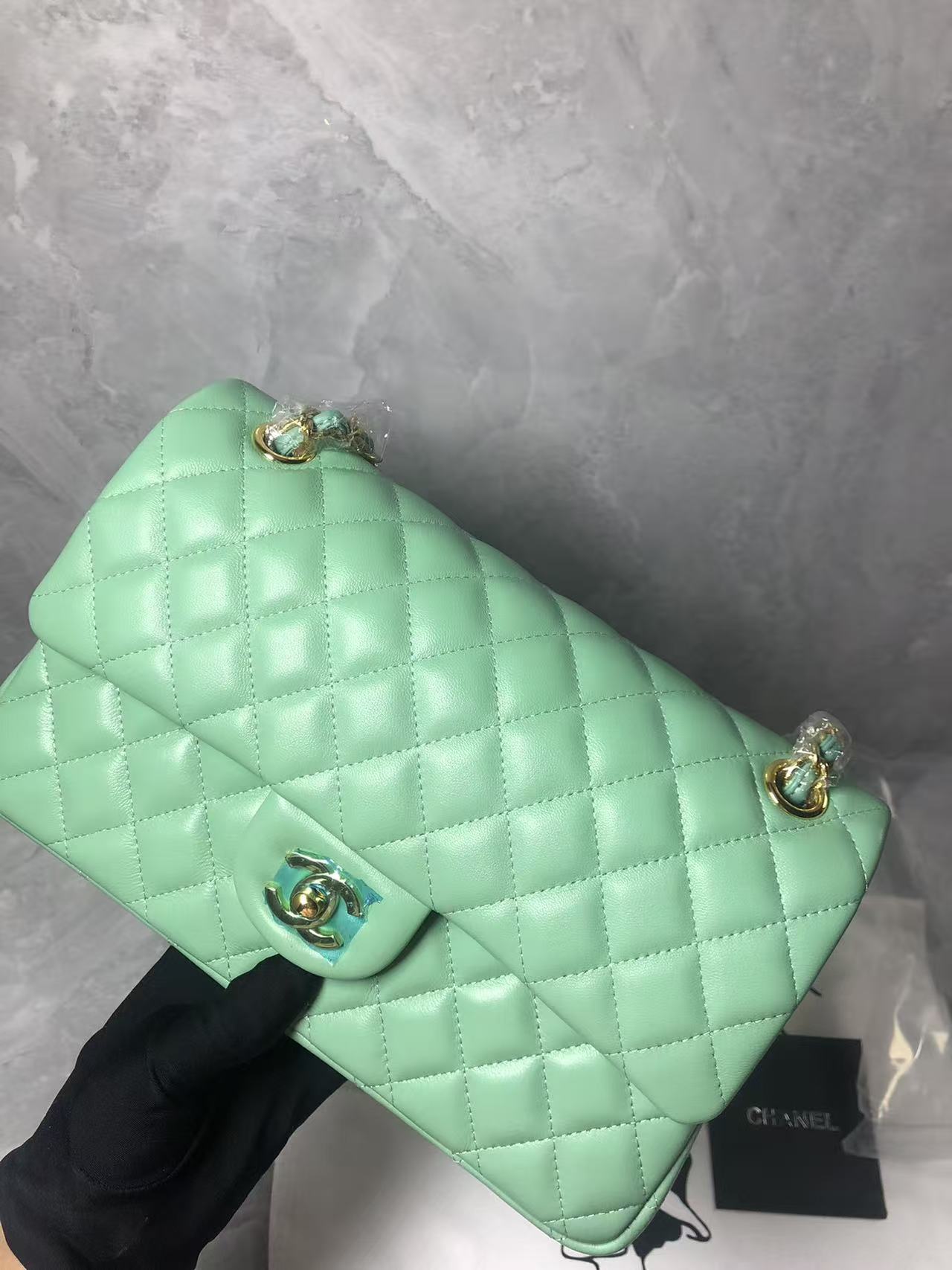Chanel 2026 Flap Bag 25cm Green Quilted Lambskin