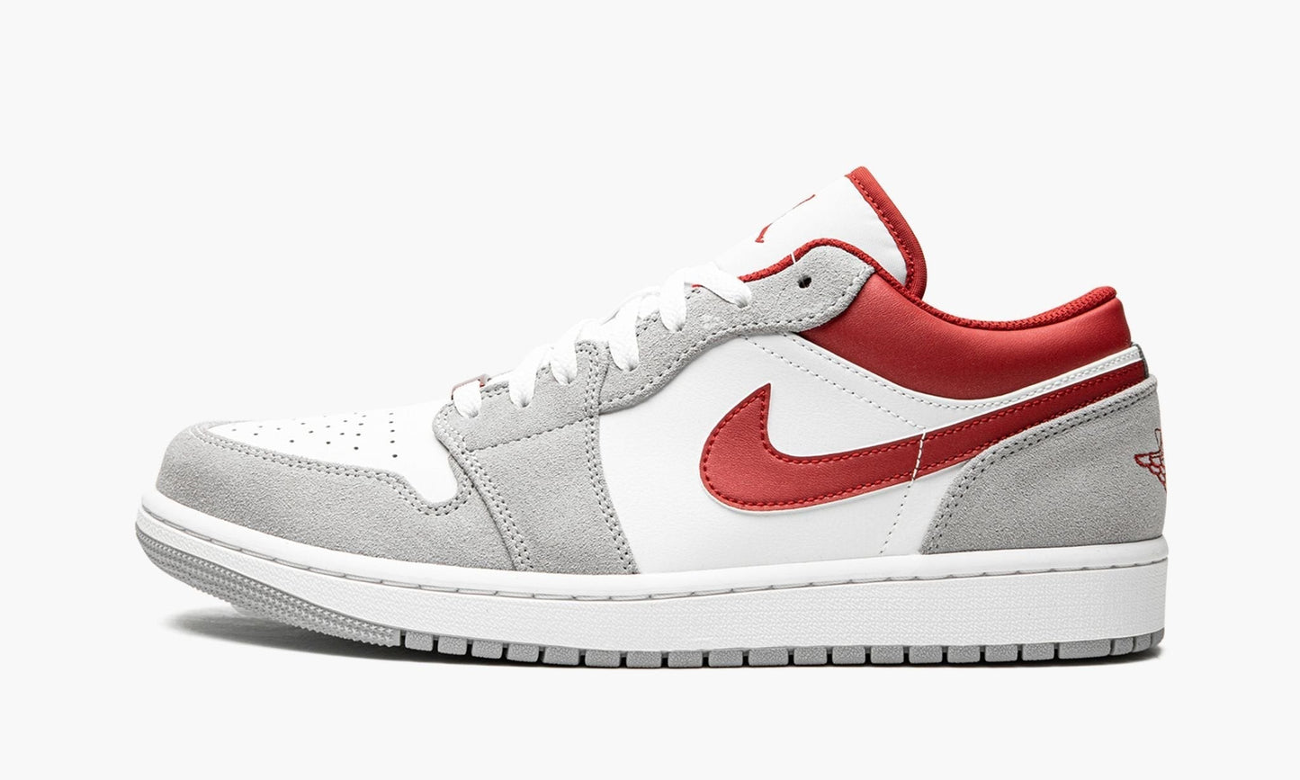 AIR JORDAN 1 LOW SE “White / Grey / Red” Sneakers - Retro Runner