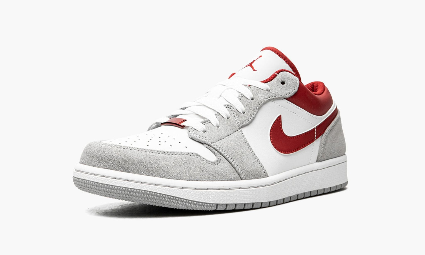 AIR JORDAN 1 LOW SE “White / Grey / Red” Sneakers - Retro Runner