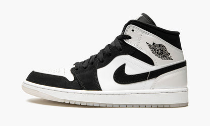 Air Jordan 1 MID SE Diamond Sneakers - Court Classic | Sneakerhead Pick