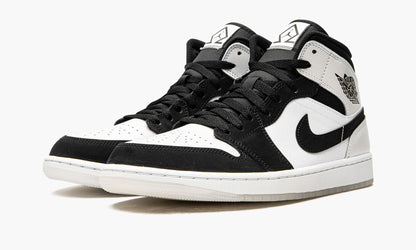 Air Jordan 1 MID SE Diamond Sneakers - Court Classic | Sneakerhead Pick