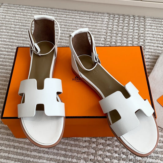 HM Sandal Cowhide 858995