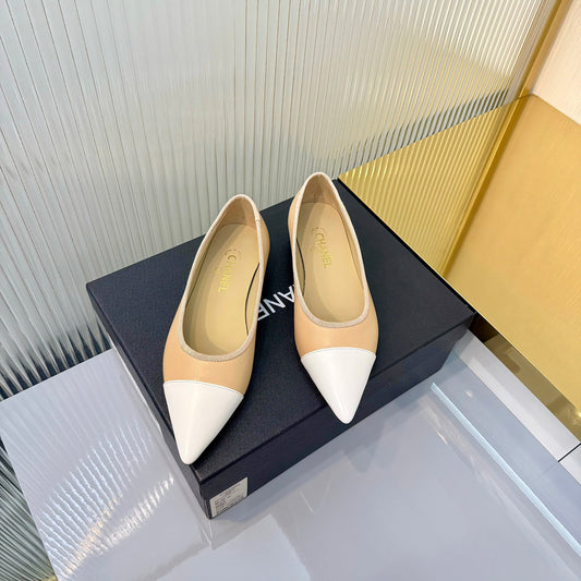 CC 2026 Ballet Flats Beige White Sheepskin 668125