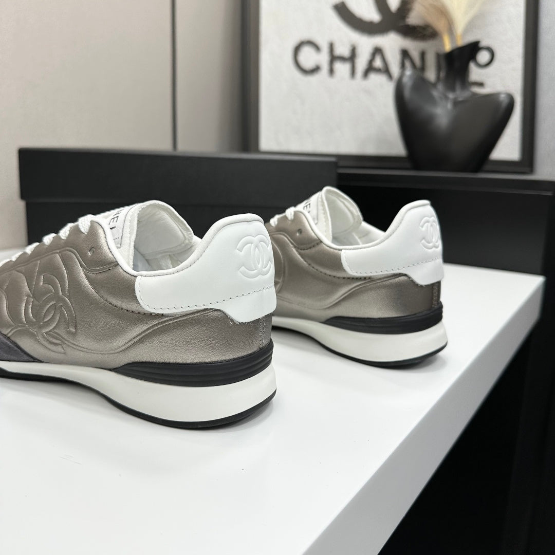 CC 26s Casual Sneakers Gold Metallic Gray Suede Cowhide 626458