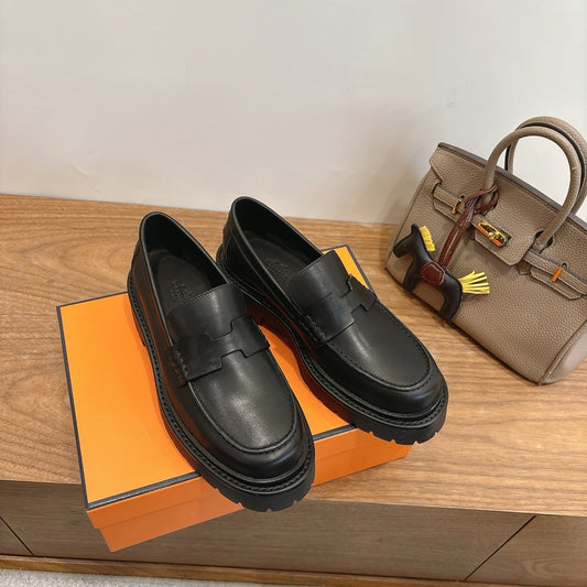 HM 26ss Loafers Black Calfskin 638435
