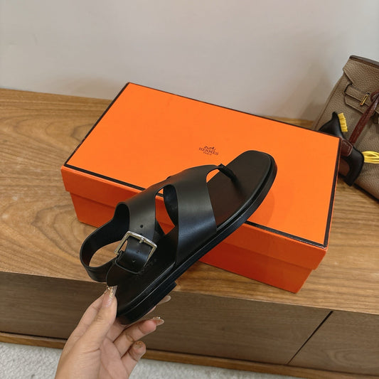 HM 26ss Thong Sandal Black Calfskin 638406