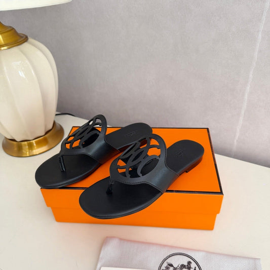 HM 26ss Pig-Nose Slipper Black Leather 605914