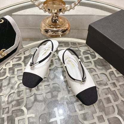 CC 26s Mary Jane White Black Sheepskin 627039