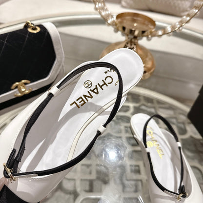 CC 26s Mary Jane White Black Sheepskin 627039