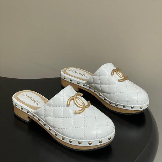 CC 26s Flat Mule White Beige Cowhide 649403