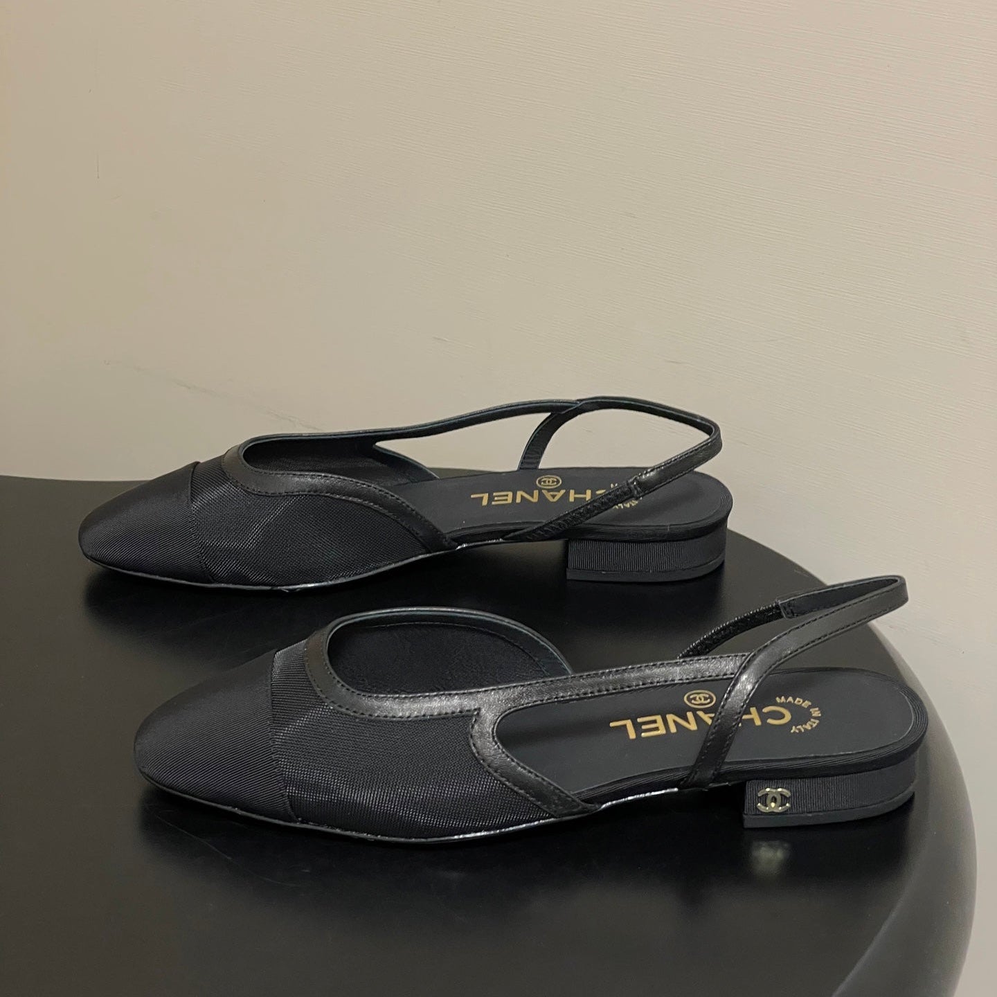 CC 26s Slingback Black Mesh Fabric Sheepskin 649450