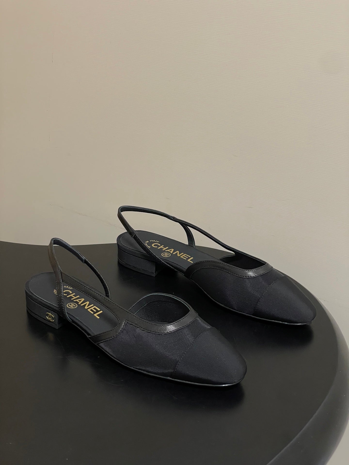 CC 26s Slingback Black Mesh Fabric Sheepskin 649450