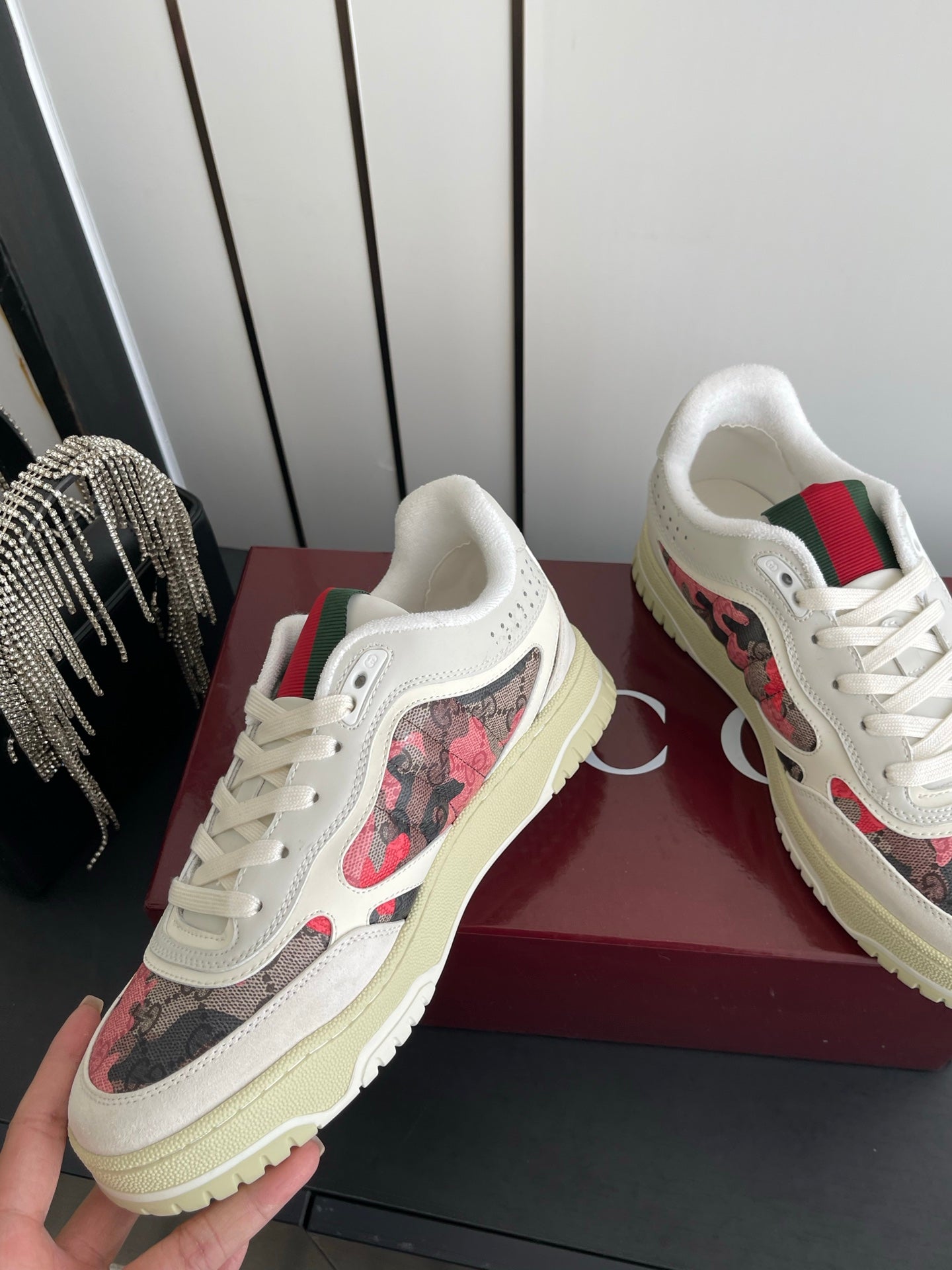 GG 26 Couple Sneakers White Pink Gray Cowhide 631679
