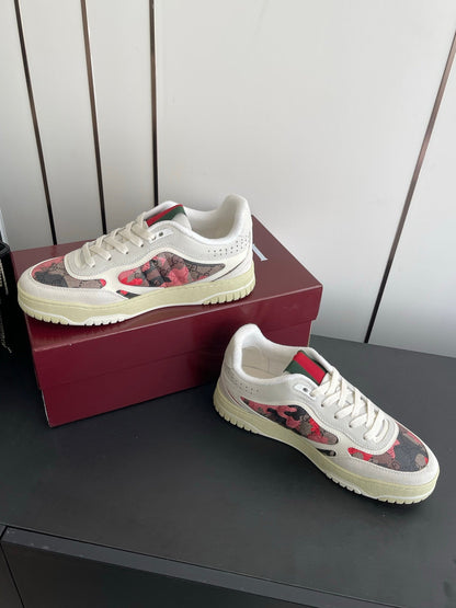 GG 26 Couple Sneakers White Pink Gray Cowhide 631679