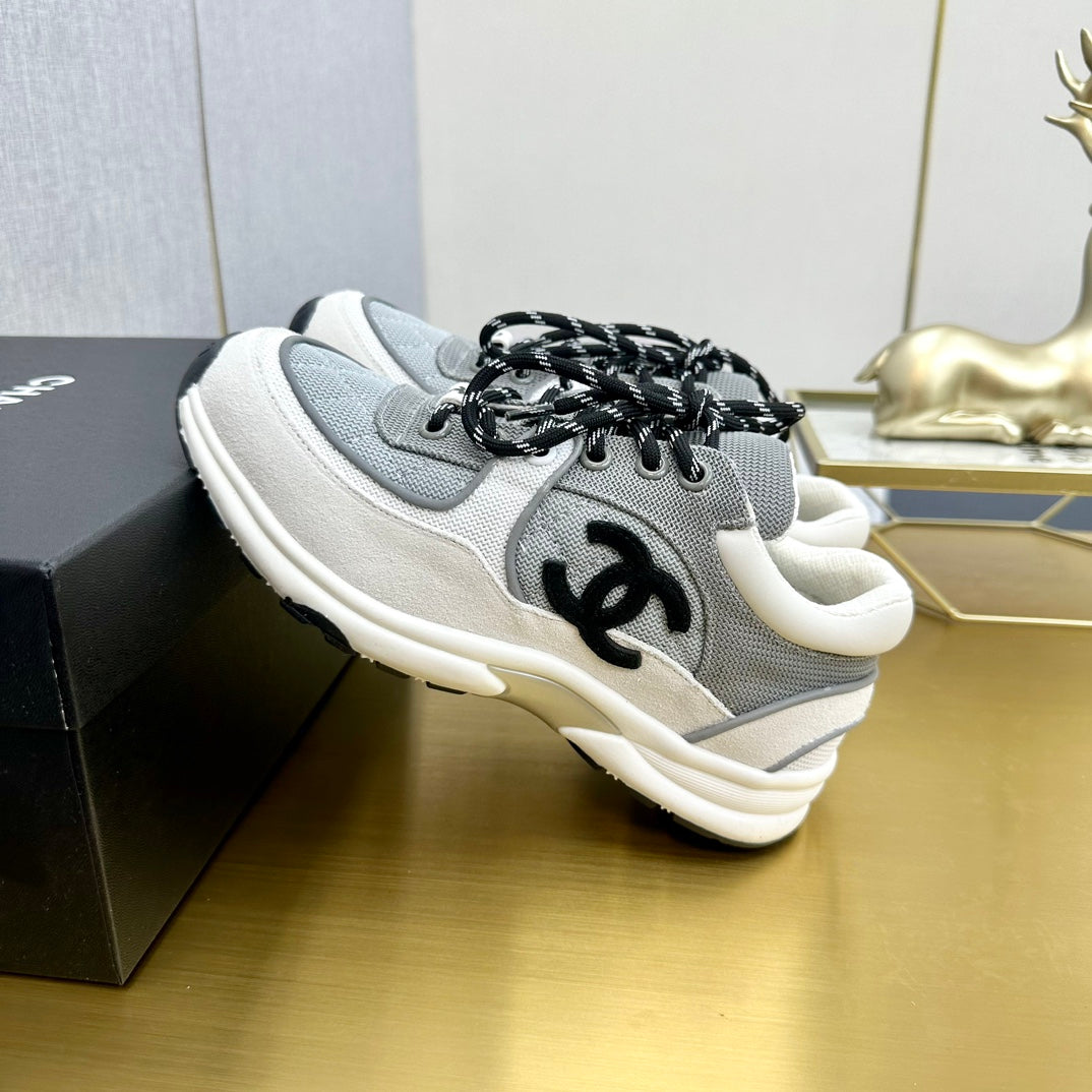 CC 2026 Casual Sneakers Gray White Canvas Suede 668064